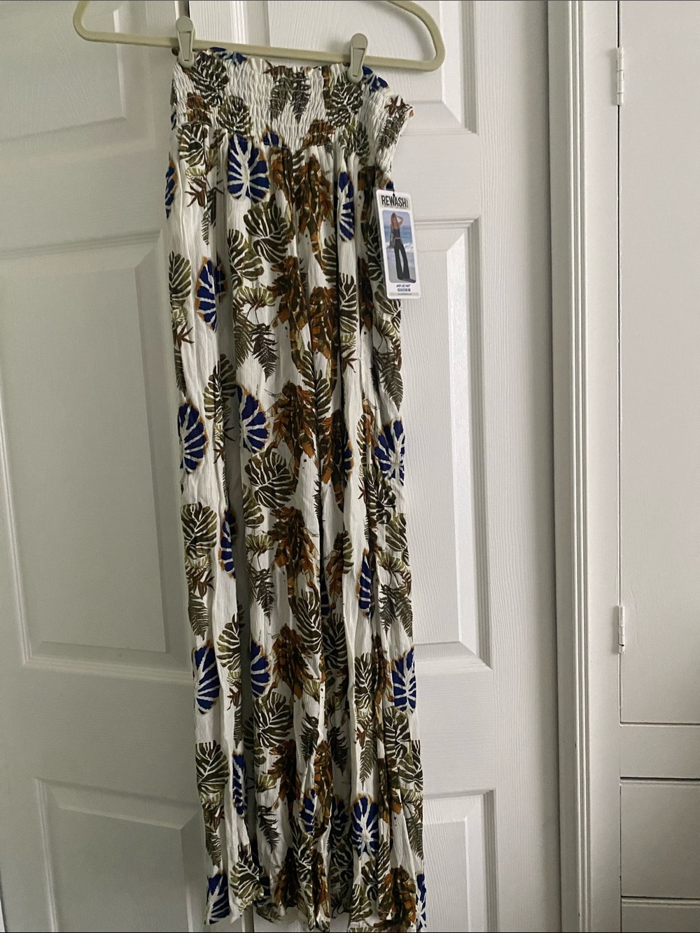 Rewash White Wide Leg Pants with Blue & Olive Leaf Print